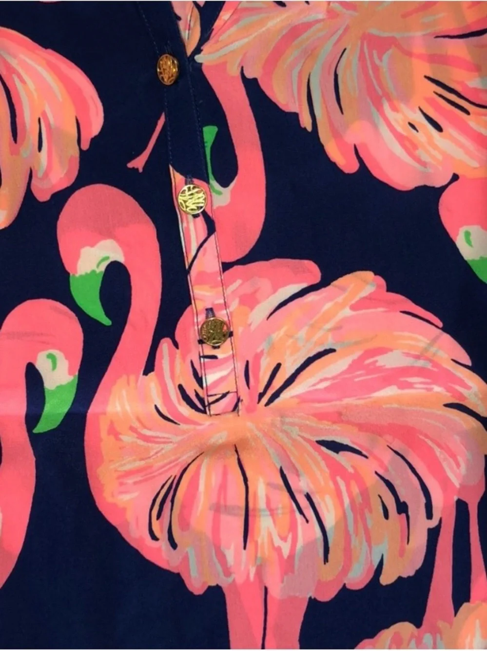 Lilly Pulitzer “Gimme Some Leg “Flamingo Print Silk Elsa Top Size MEDIUM - Picture 2 of 4